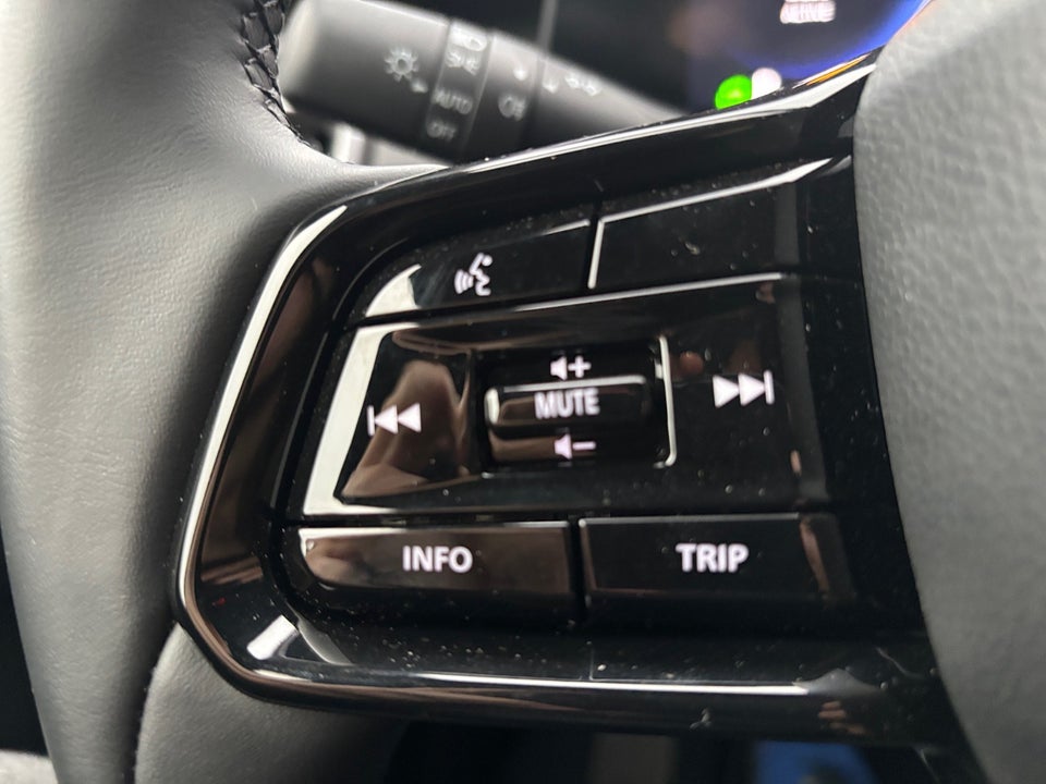 Suzuki eVitara 61 Active 5d