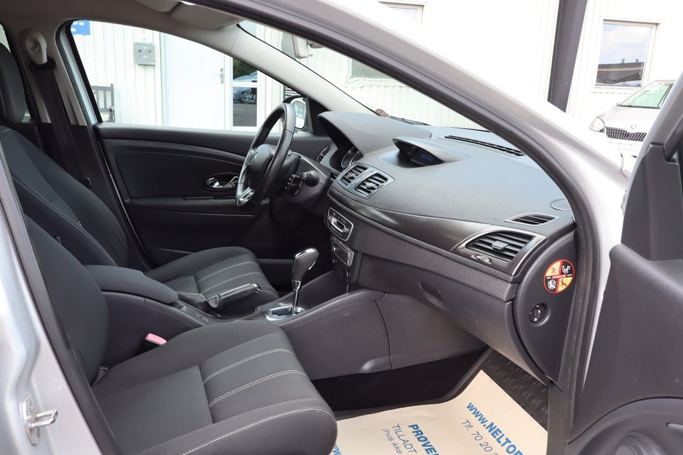 Renault Megane III 1,5 dCi 110 Expression Sport Tourer aut. 5d