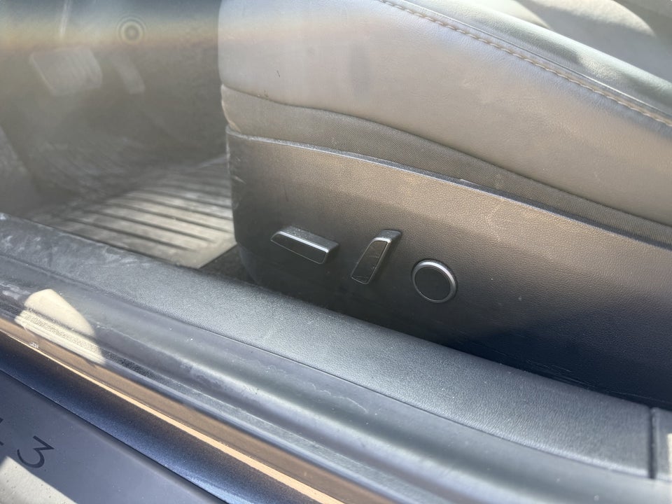 Tesla Model 3 Long Range AWD 4d