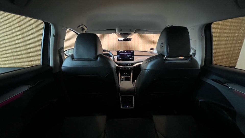 Skoda Enyaq 80 iV Plus 5d