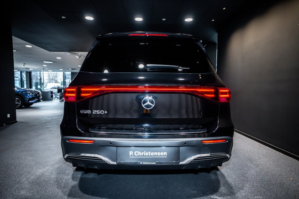Mercedes EQB250+ AMG Premium 5d