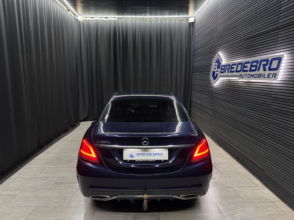 Mercedes C220 d 2,0 AMG Line aut. 4d