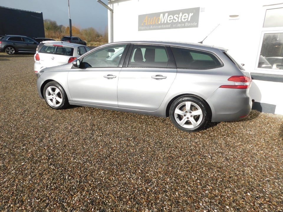 Peugeot 308 1,6 BlueHDi 120 Active 5d