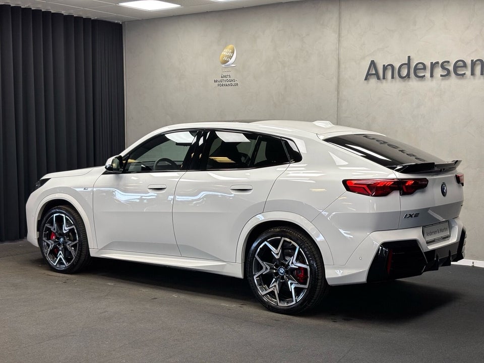 BMW iX2 xDrive30 M-Sport 5d