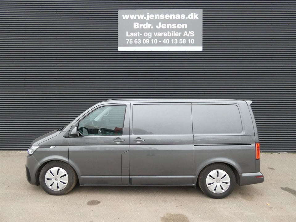 VW Transporter 2,0 TDi 150 Kassevogn DSG kort