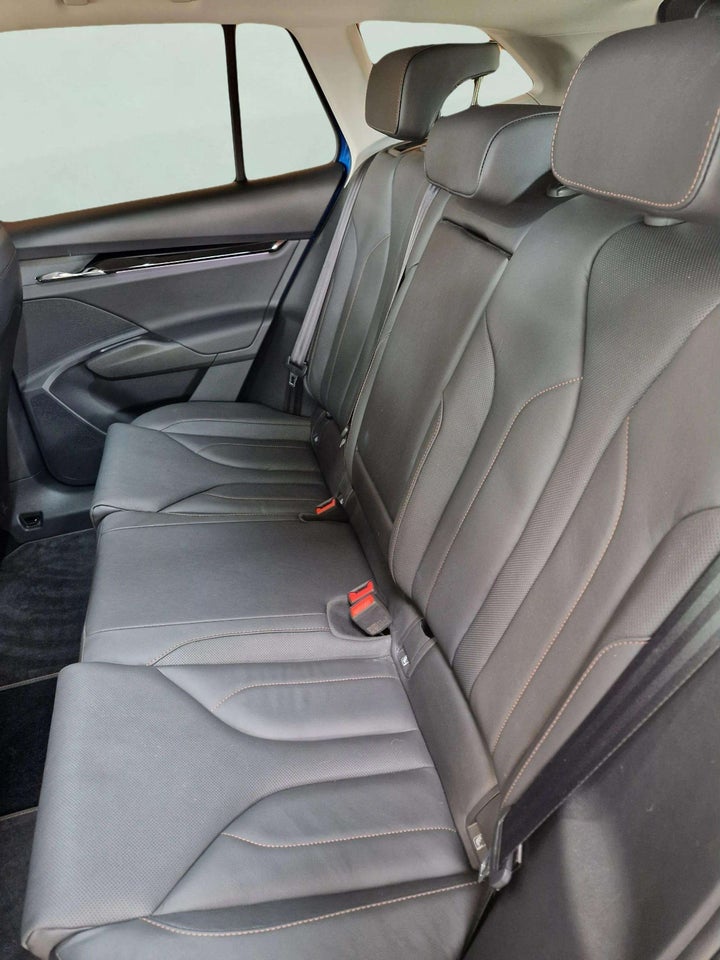 Skoda Enyaq 80 iV Plus Suite 5d