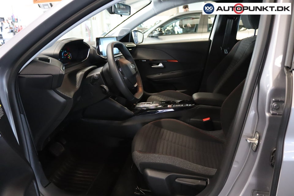 Peugeot e-208 50 Active Pack 5d
