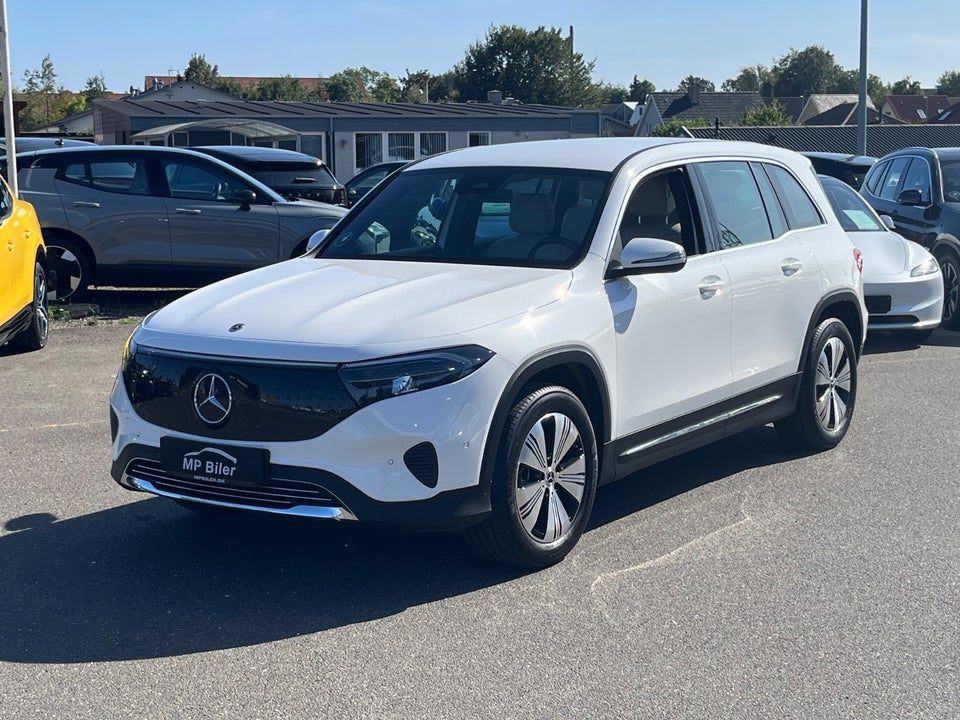 Mercedes EQB250+ Progressive 5d