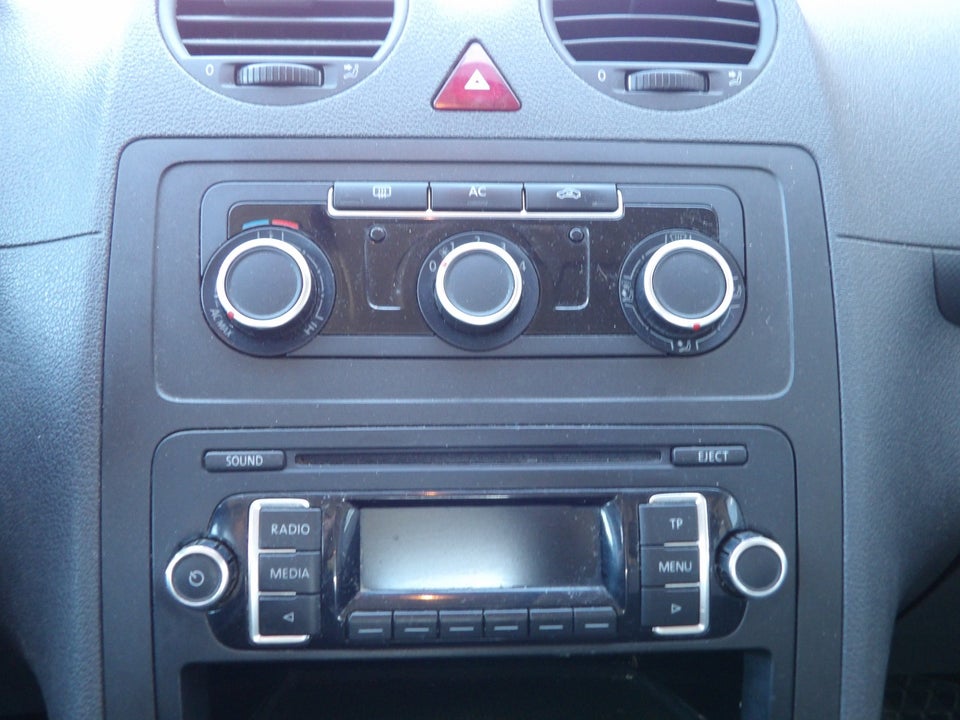 VW Caddy 1,6 TDi 75 Trendline BMT 5d