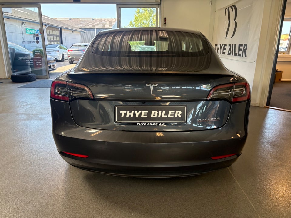 Tesla Model 3 Performance AWD 4d