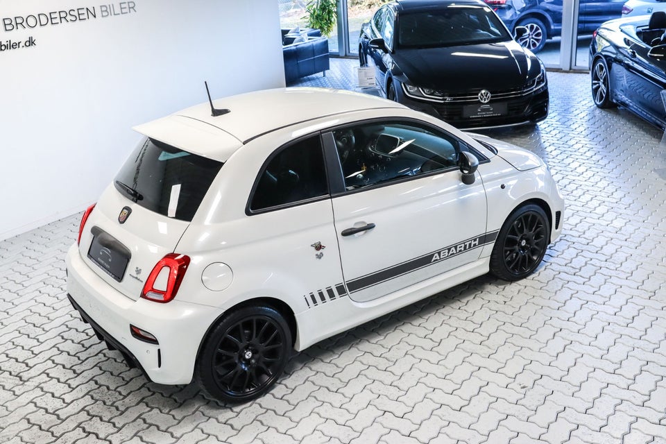 Abarth 595 1,4 T-Jet 180 Competizione 3d