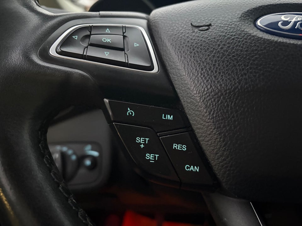 Ford C-MAX 1,0 SCTi 125 Titanium 5d