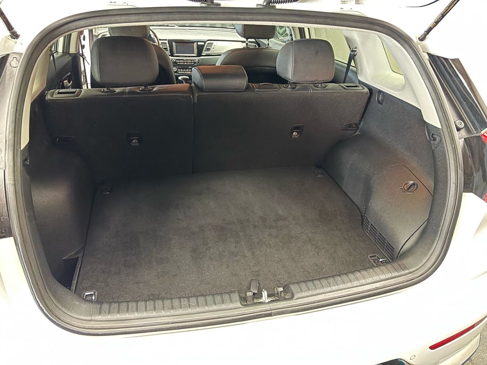 Kia Niro 1,6 PHEV Advance DCT 5d