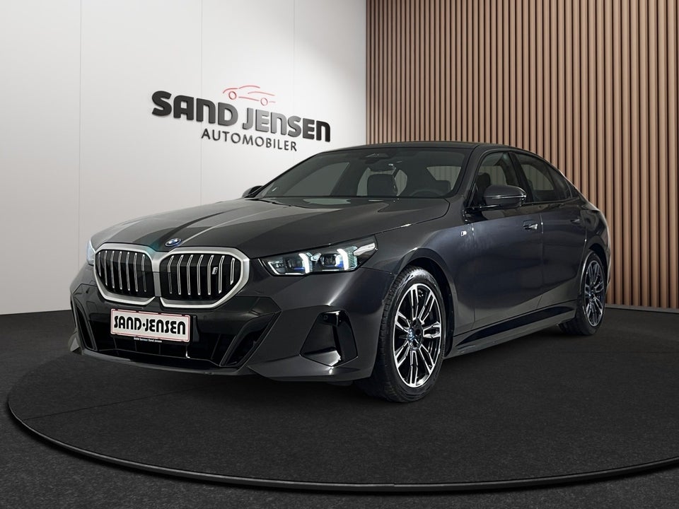 BMW i5 eDrive40 M-Sport 4d