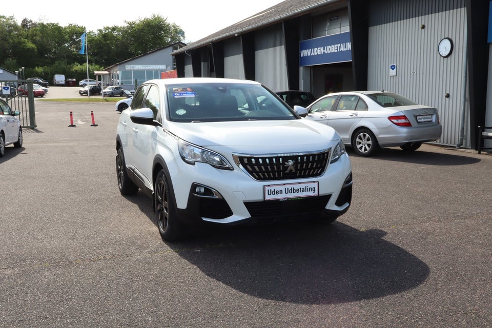Peugeot 3008 1,2 e-THP 130 Allure 5d