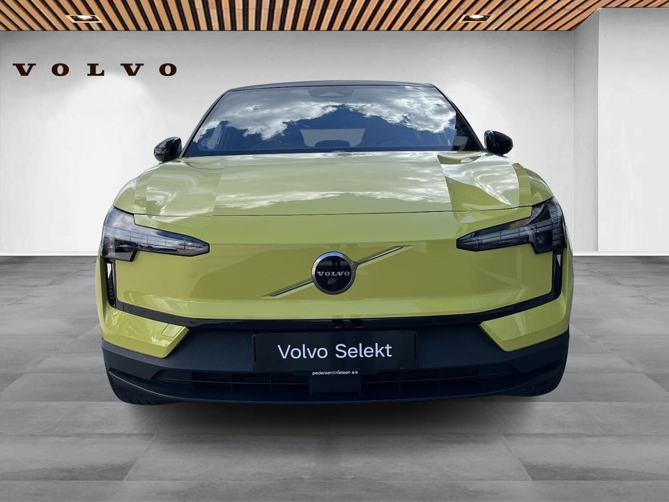 Volvo EX30 Extended Range Ultra 5d