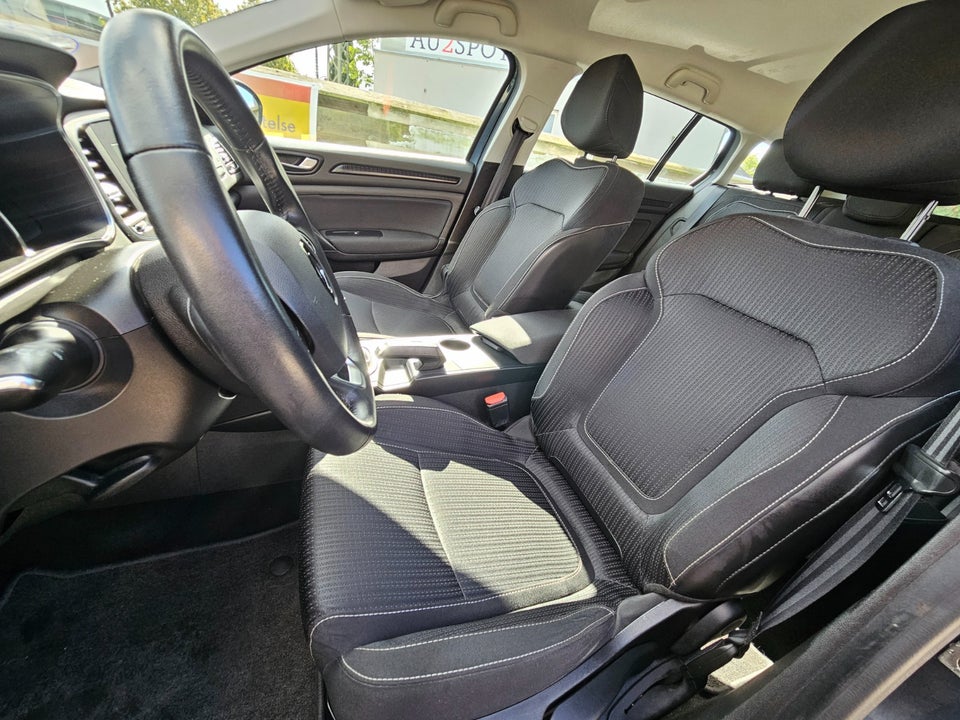 Renault Megane IV 1,2 TCe 100 Zen Sport Tourer 5d
