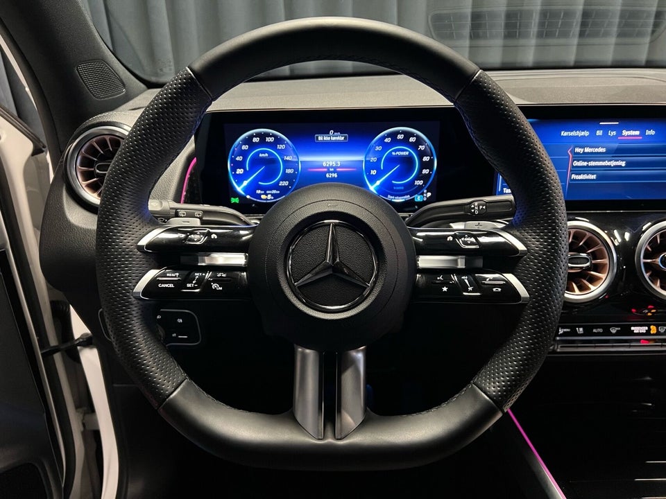 Mercedes EQB250+ Progressive 5d