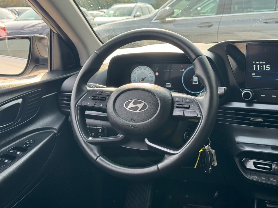 Hyundai i20 1,0 T-GDi Essential DCT 5d