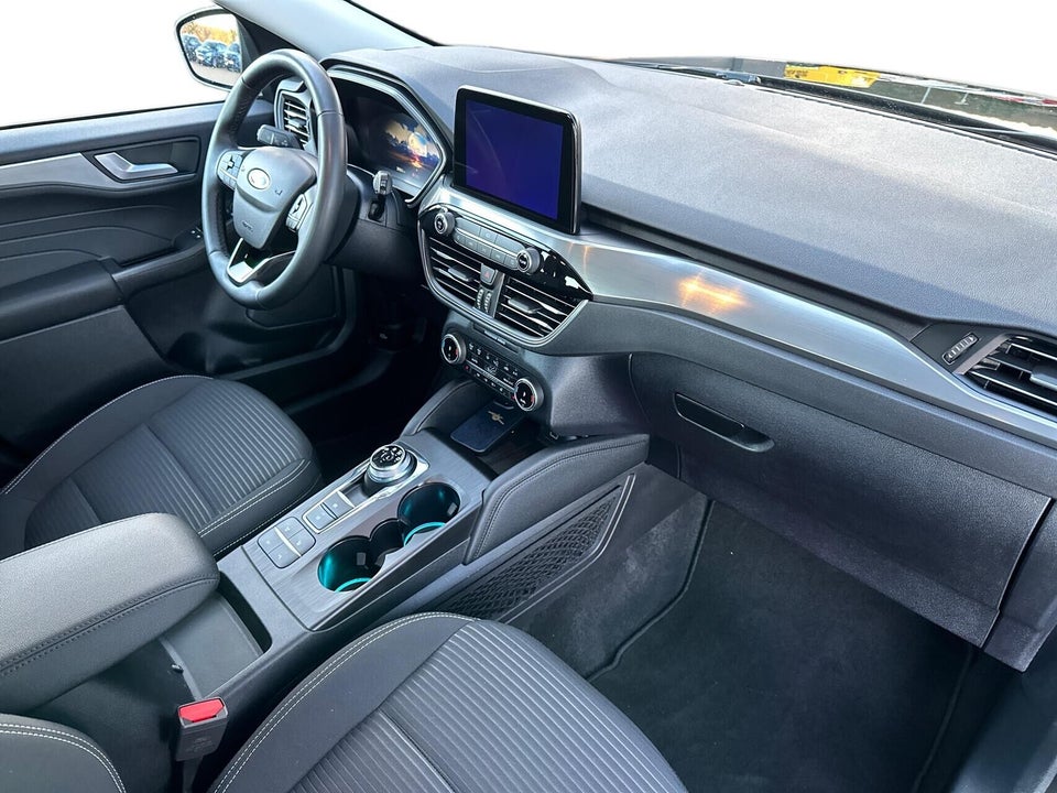 Ford Kuga 2,5 PHEV Titanium CVT 5d