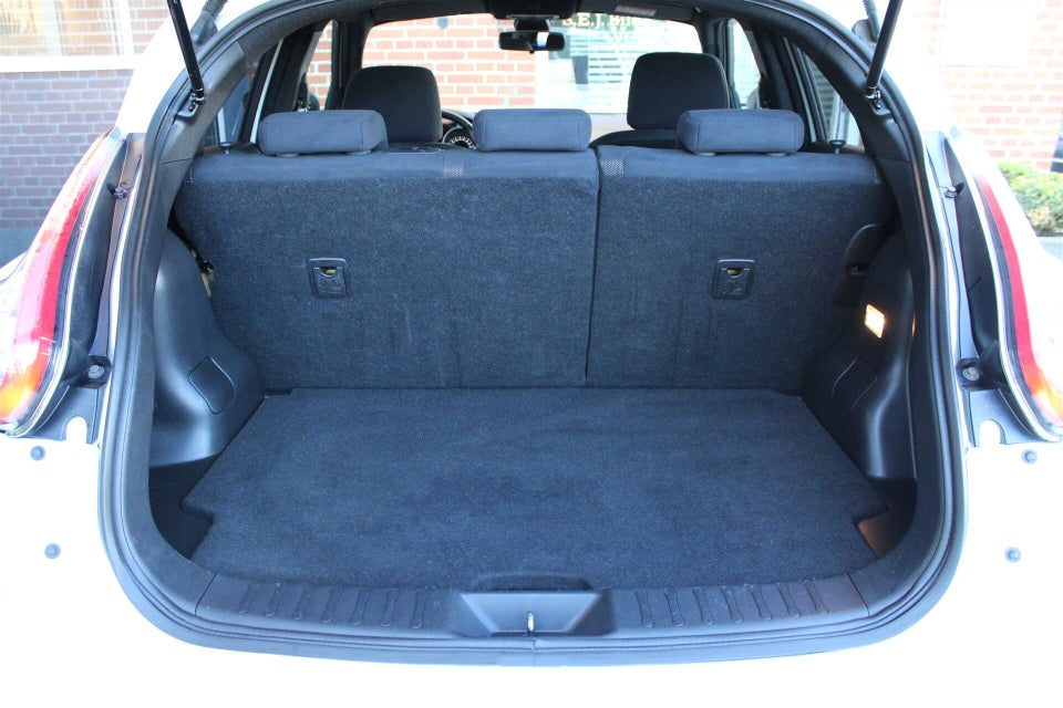 Nissan Juke 1,2 Dig-T 115 N-Connecta 5d