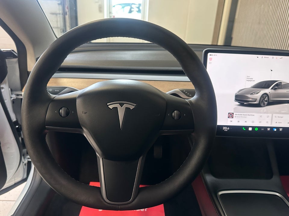 Tesla Model 3 RWD 4d