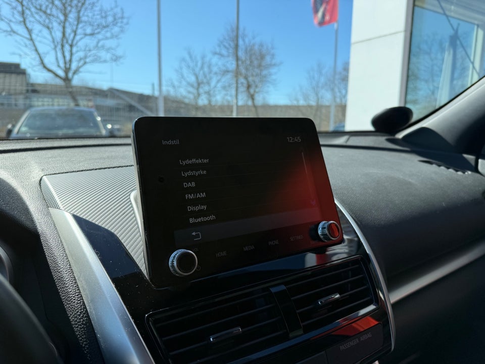 Mitsubishi Eclipse Cross 2,4 PHEV Intense CVT 4WD 5d