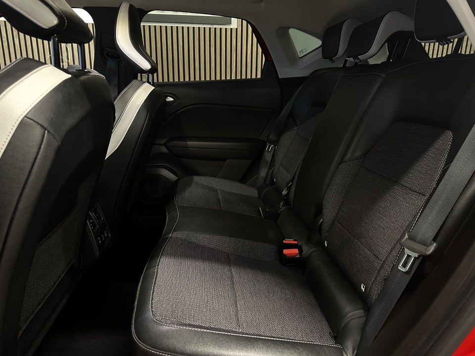 Renault Captur 1,6 E-Tech Intens 5d