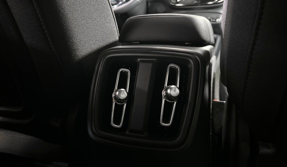 Volvo XC40 P6 ReCharge Core 5d