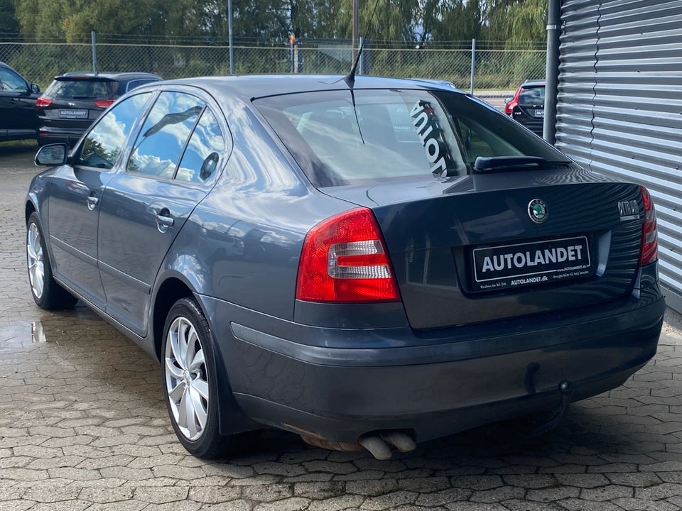 Skoda Octavia 2,0 TDi Ambiente 5d