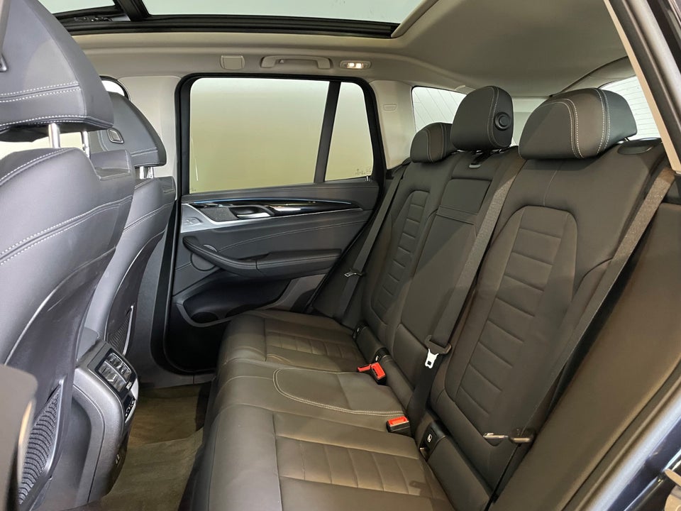 BMW iX3 Charged Plus 5d