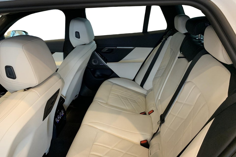 BMW i5 xDrive40 Touring Fully Charged 5d