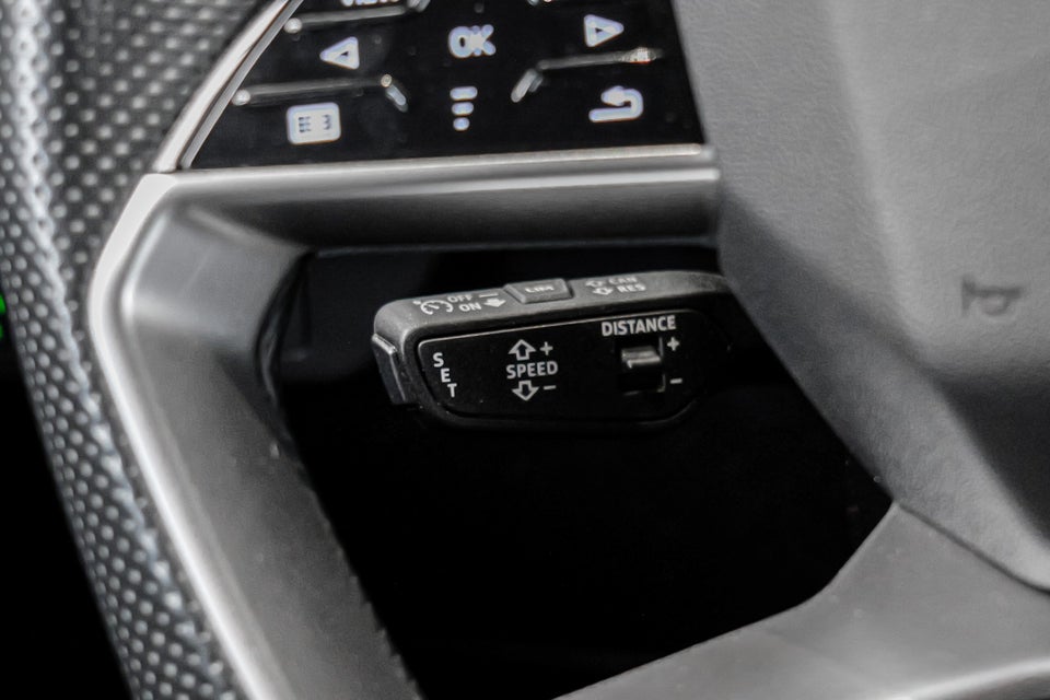 Audi Q4 e-tron 40 S-line 5d