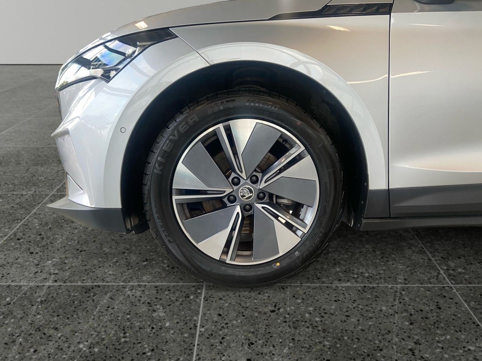 Skoda Enyaq 60 iV Selection Lodge 5d
