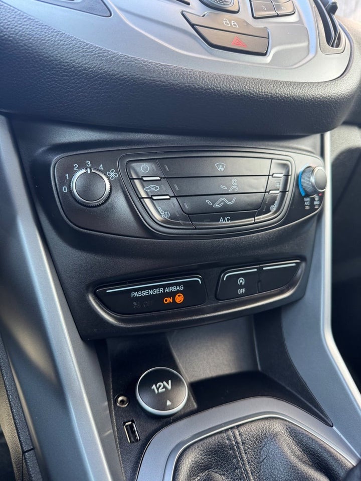 Ford B-MAX 1,0 SCTi 125 Titanium 5d