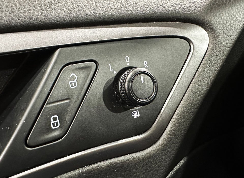 VW Golf VII 1,4 TSi 125 Comfortline Variant DSG 5d