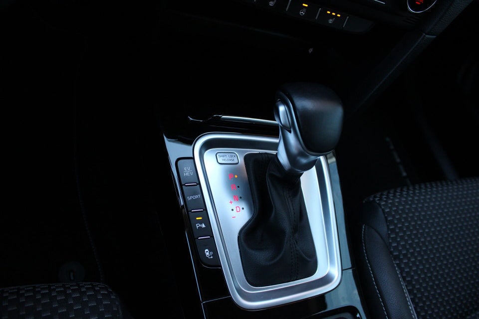 Kia Ceed 1,6 PHEV Upgrade SW DCT 5d