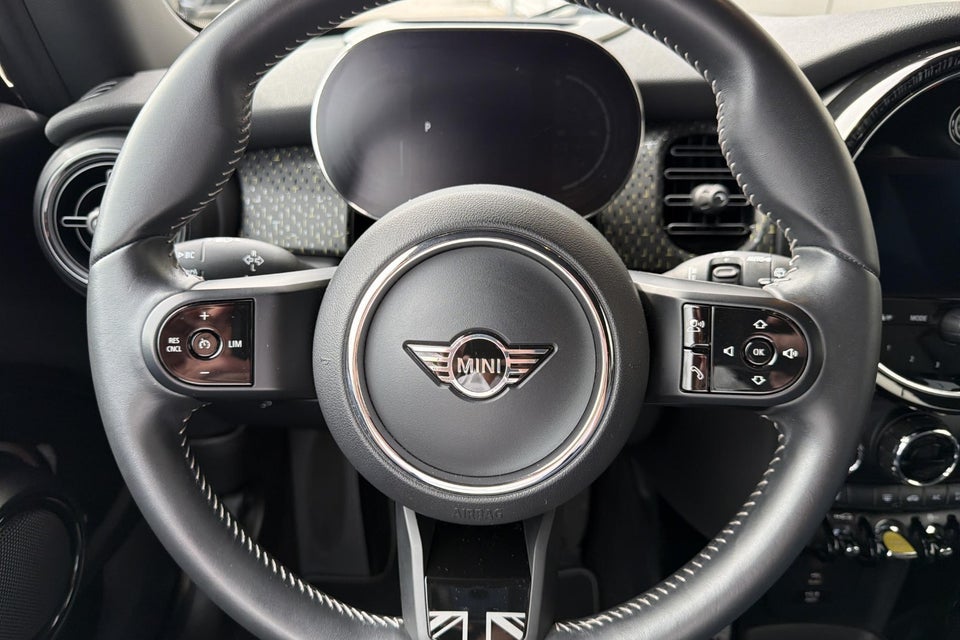 MINI Cooper SE Yours Trim 3d