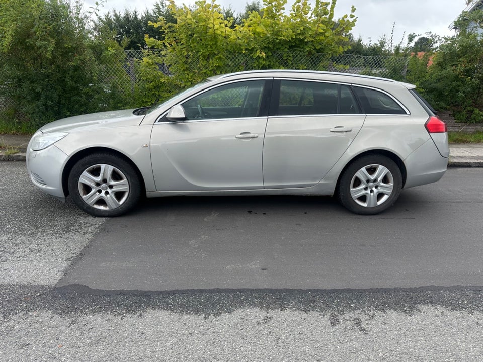 Opel Insignia 2,0 CDTi 130 Cosmo Sports Tourer 5d