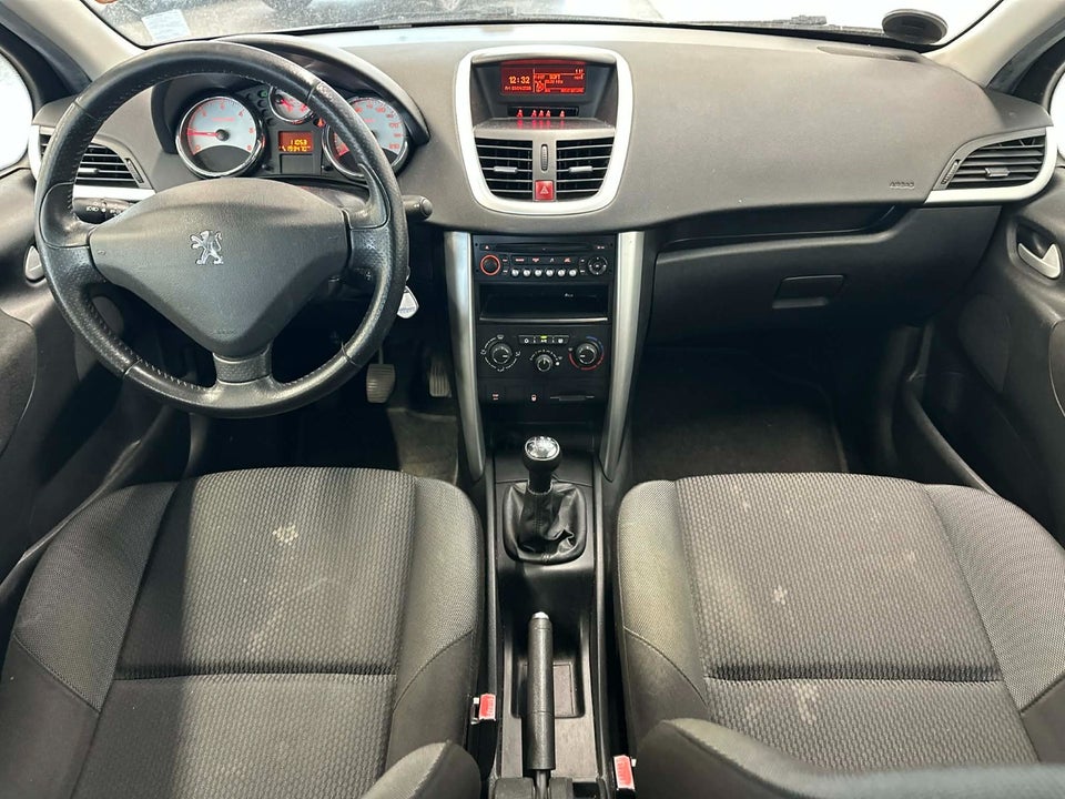 Peugeot 207 1,4 HDi 70 Active 5d