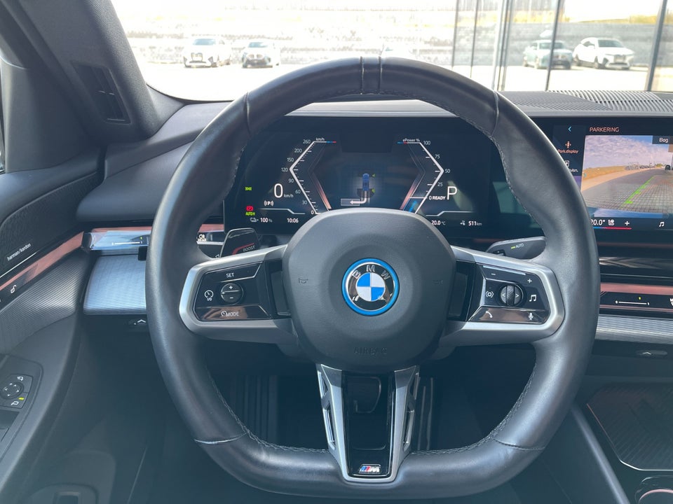 BMW i5 eDrive40 M-Sport 4d