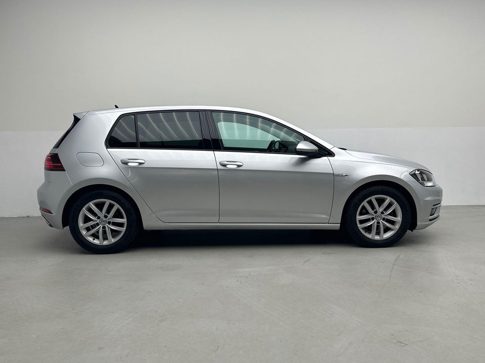 VW Golf VII 1,5 TSi 130 Comfortline DSG 5d