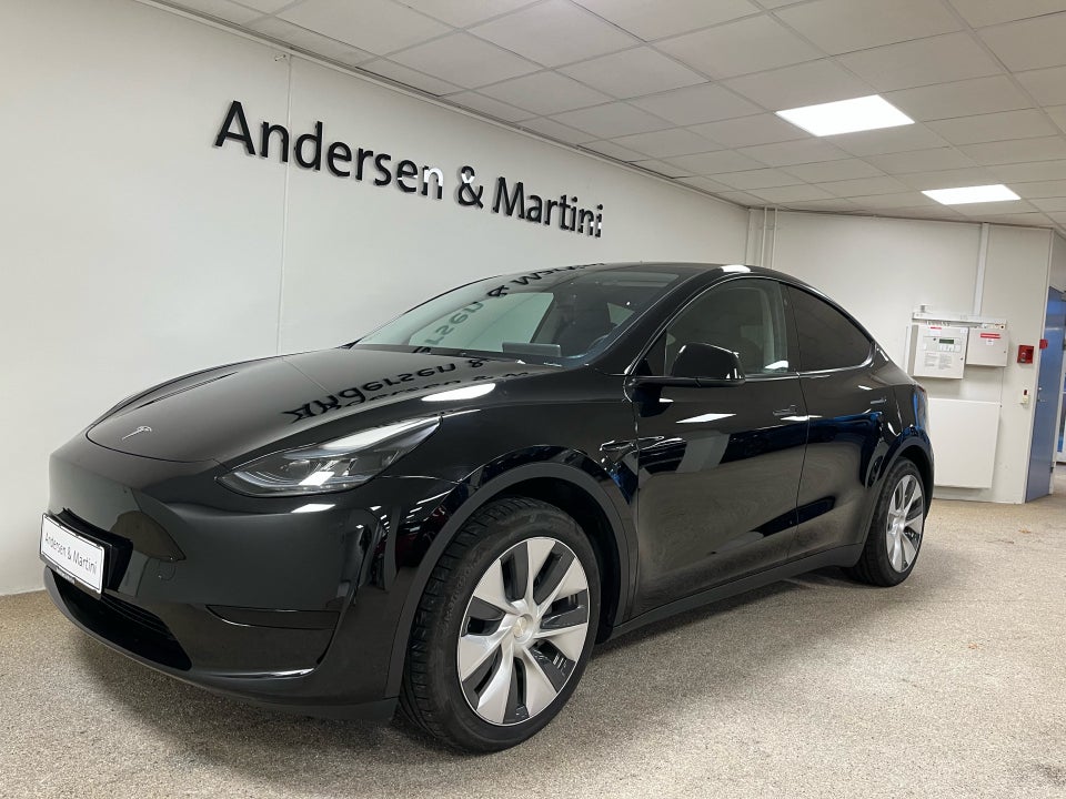 Tesla Model Y RWD 5d
