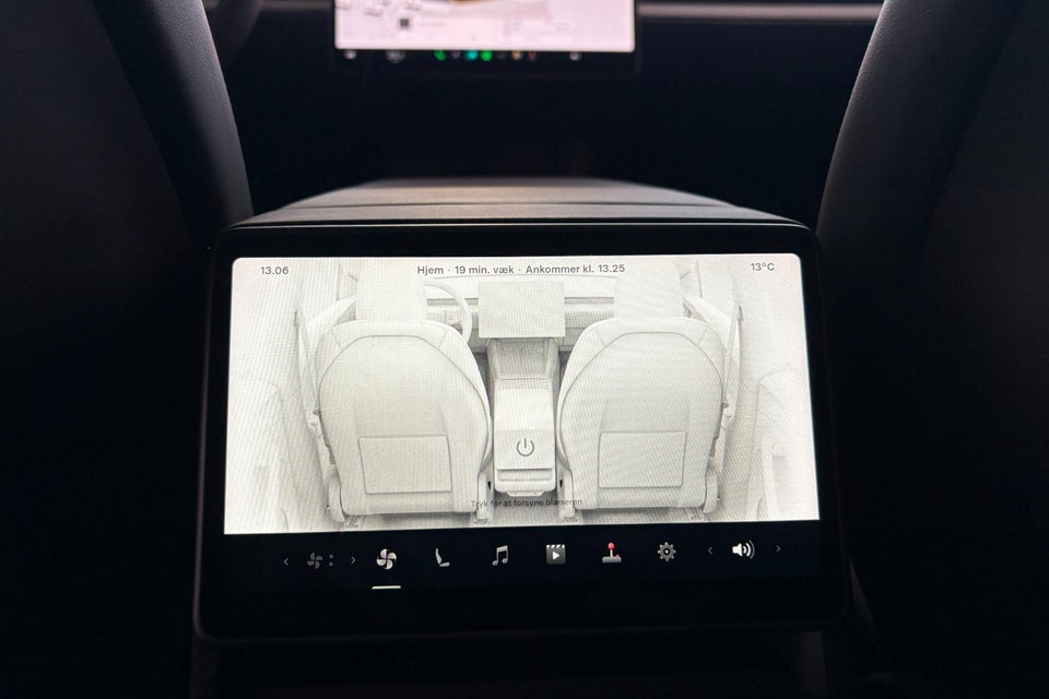 Tesla Model Y Long Range AWD 5d