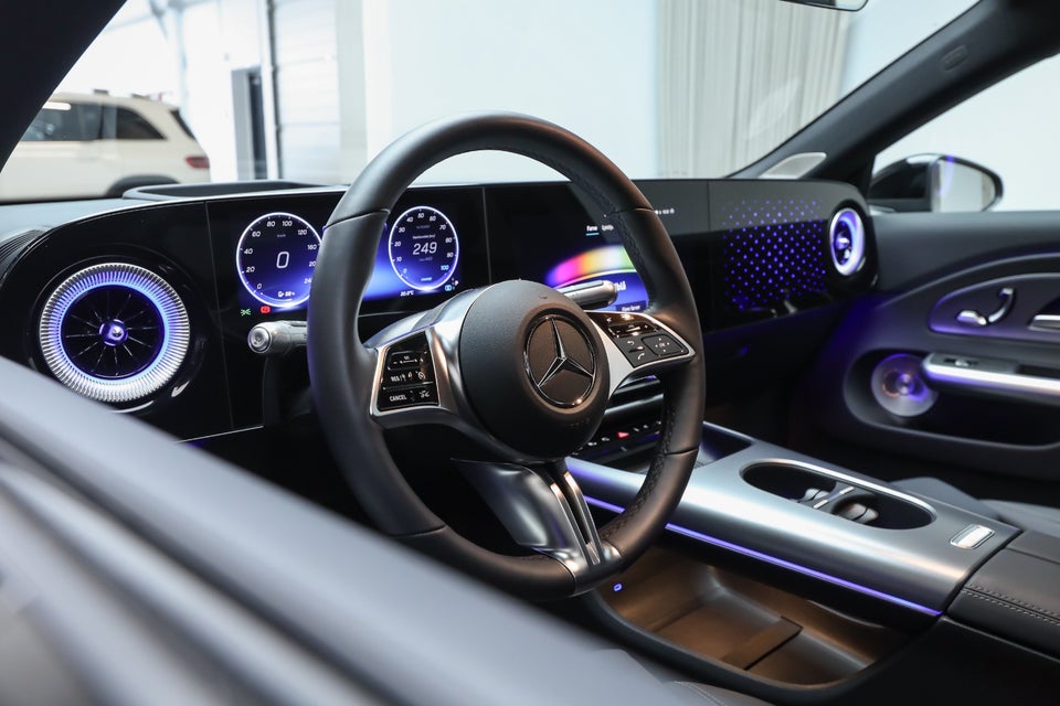 Mercedes CLA250+ EQ Progressive Premium Plus 4d