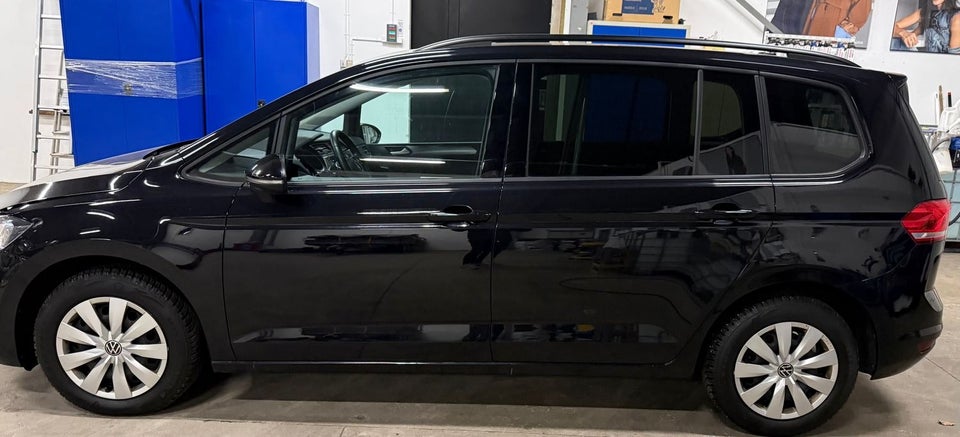 VW Touran 2,0 TDi 122 Comfortline Van 5d