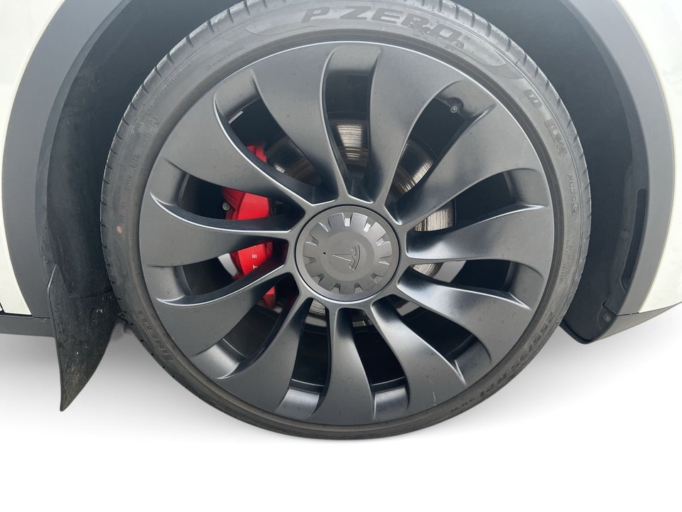 Tesla Model Y Performance AWD 5d