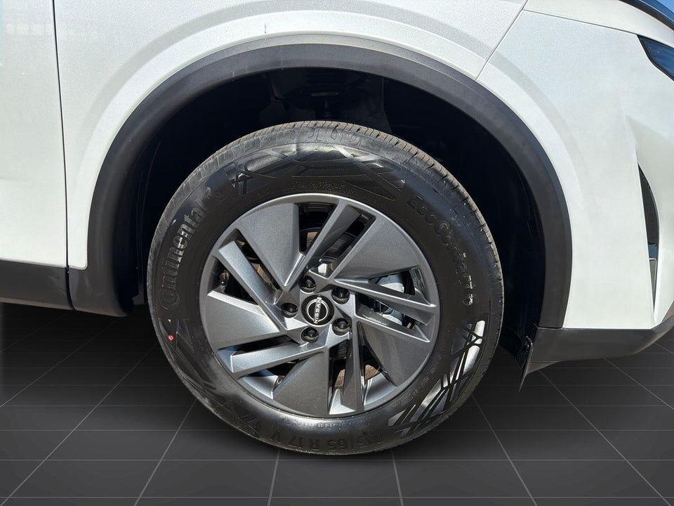Nissan Qashqai 1,3 mHEV Acenta 5d