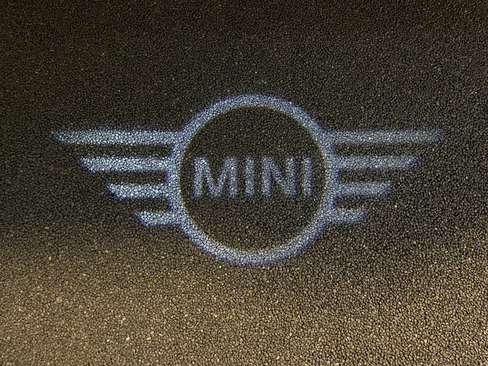 MINI Cooper SE Maximise 3d