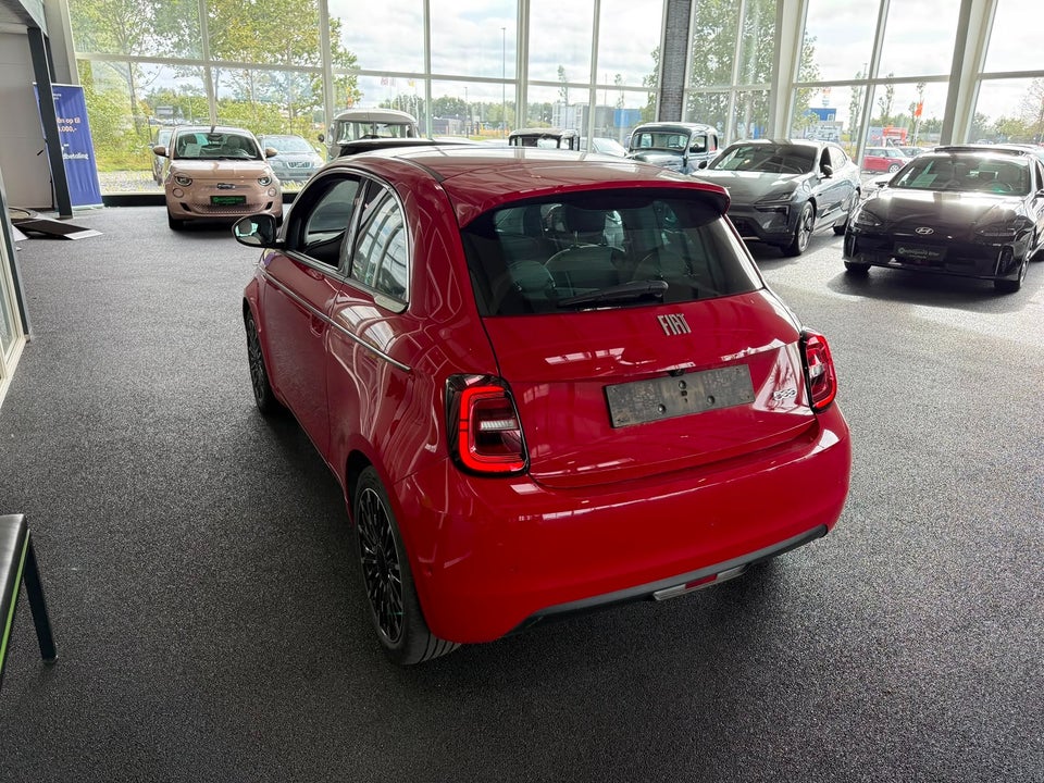 Fiat 500e 42 la Prima Sky 3d
